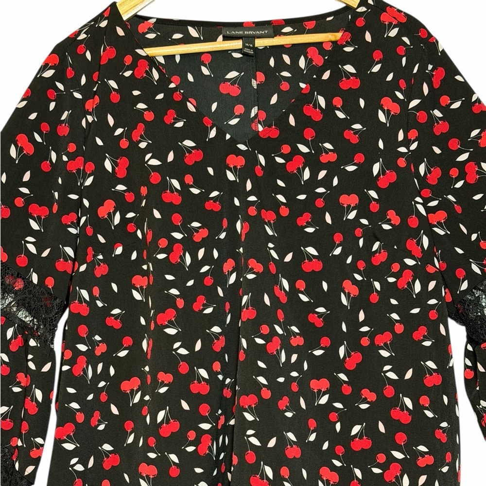 Lane Bryant Black and Red Cherry Print Top Lace Ruffle 3/4 sleeve size 14/16 - Picture 3 of 9